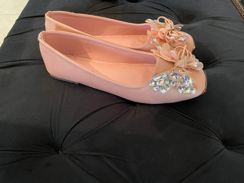 Amora Pumps
